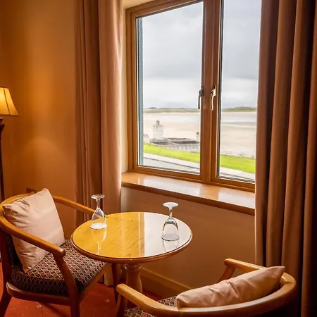 Hotel Waterfront House & Restaurant