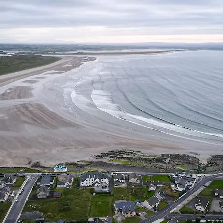 Waterfront House & Restaurant