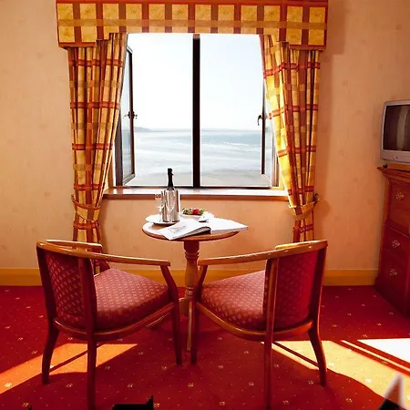 Waterfront House & Restaurant Otel