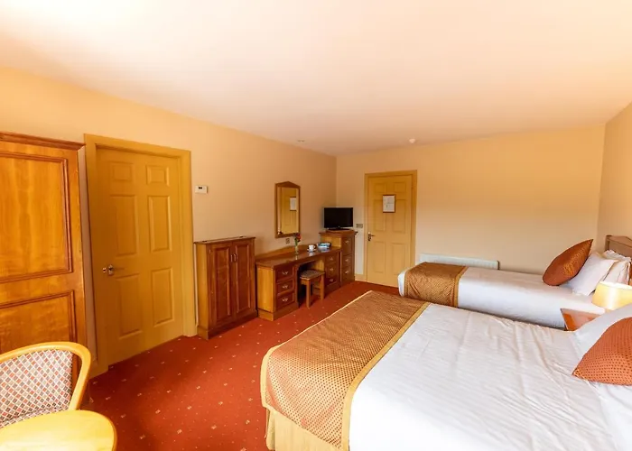 Waterfront House & Restaurant Инишкрон