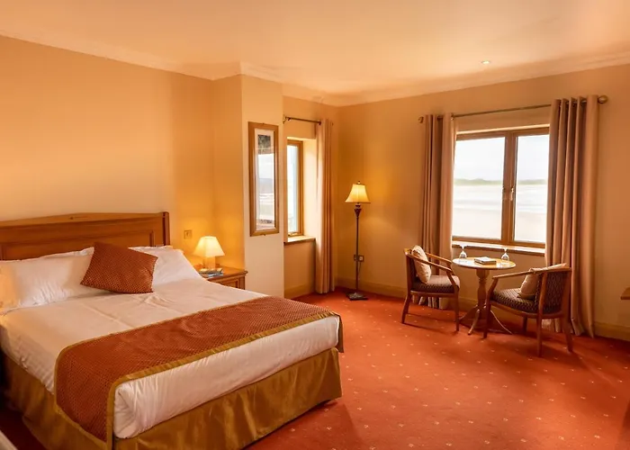 Waterfront House & Restaurant