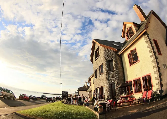 Hotell Waterfront House & Restaurant