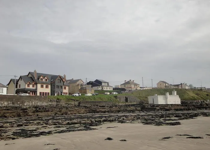 Отель Waterfront House & Restaurant