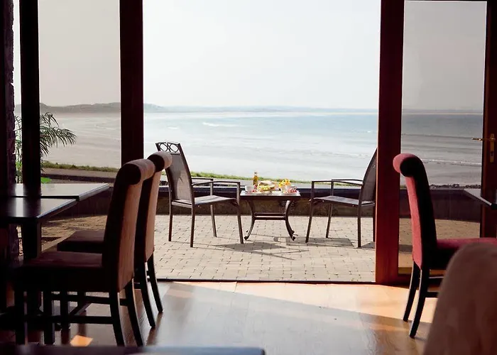 Waterfront House & Restaurant Инишкрон