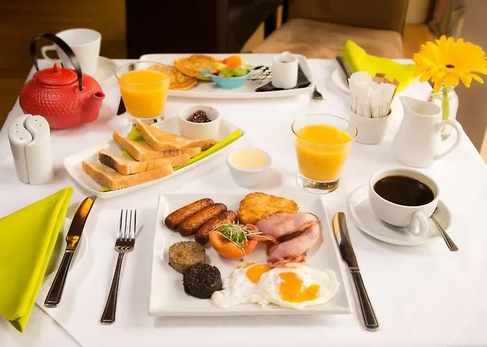 Waterfront House & Restaurant Отель